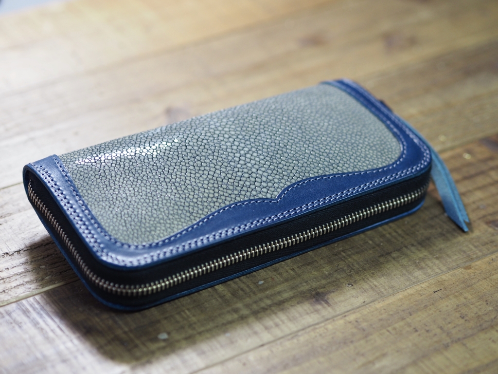 ガルーシャ（エイ革）の革財布／ラウンドファスナーウォレットカスタム