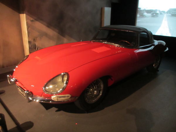 ジャガー Eタイプ Jaguar E-Type 1967 & シトロエン Citroen