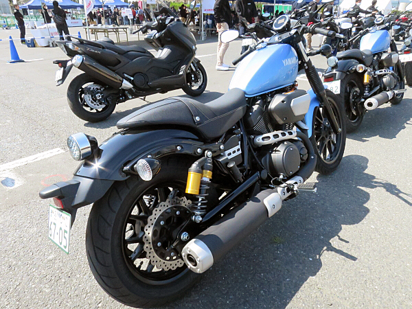ヤマハ ボルト Cスペック Yamaha BOLT C Spec | Car and Moto in
