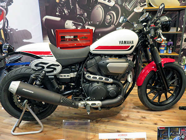 ヤマハ ボルト Cスペック Yamaha BOLT C Spec | Car and Moto in
