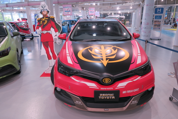 トヨタ シャア専用オーリスⅡ コンセプト Toyota Char Auris