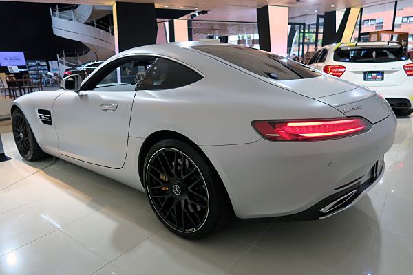 メルセデス・AMG GT S シルバー Mercedes-AMG GT S Silver | Car メルセデス・AMG GT S シルバー Mercedes-AMG GT S Silver | Car