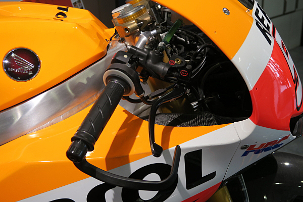 r7.jpg