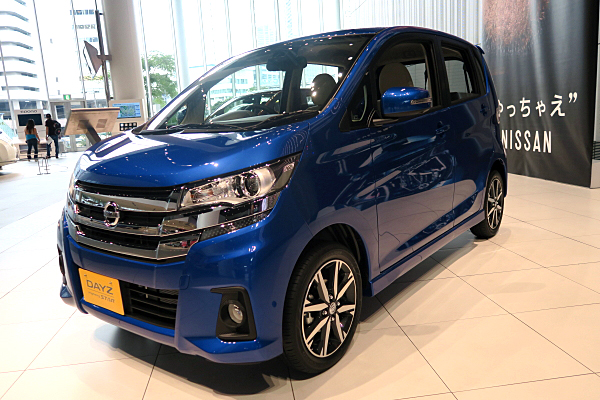 日産 デイズ ハイウェイスター Nissan DAYZ Highway STAR | Car and
