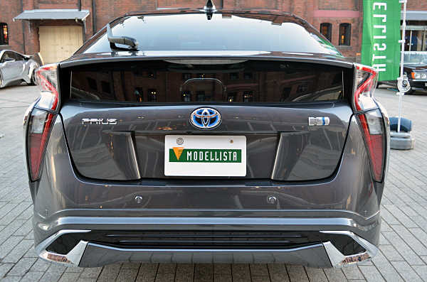 パーツ PRIUS MODELISTA AERO KIT - ICONIC STYLE- プリウス50系専用 エアロ3点セット モデリスタ(ICONIC STYLE)を販売中