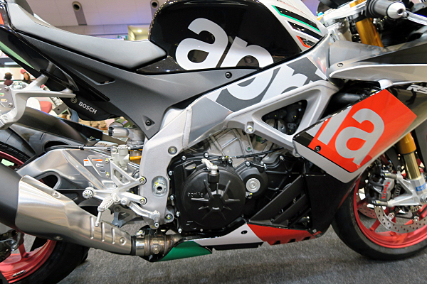 アプリリア RSV4 RF aprilia RSV4 RF - 20160414_4279870.jpg