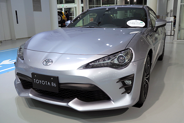 トヨタ 86 GT リミテッド : シルバー Toyota 86 GT Limited : Silver
