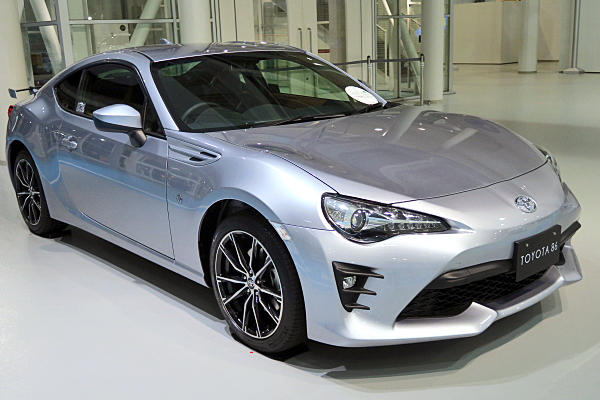 トヨタハチロク86ZN6GT/GTリミテッド6本スリットローター フロント用2枚 トヨタハチロク86ZN6GT/GTリミテッド6本スリットローター