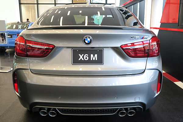 Bmw X6 M Car And Moto In Japan