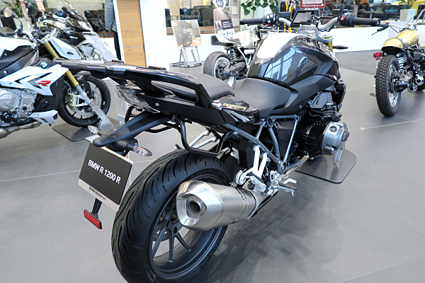 R1200R リアカバー グレー 4654 7727090 BMW 純正  奇麗:32012885