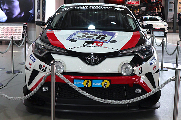 トヨタ CH-R Racing 2016 ニュルブルクリンク 24時間 Toyota CH-R