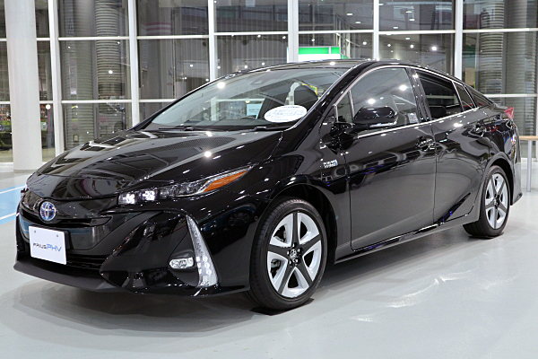 トヨタ プリウス PHV A レザーパッケージ : ブラック Toyota Prius PHV