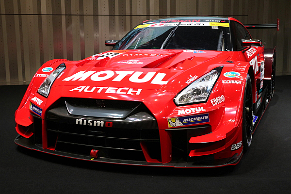 エブロ MOTUL AUTECH GT-R SUPER GT 2017 Amazon | エブロ 1/43 モチュール オーテック GT-R スーパー GT