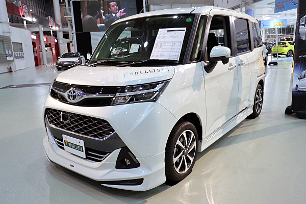 トヨタ タンク モデリスタ サイバー ソリッド スタイル Toyota