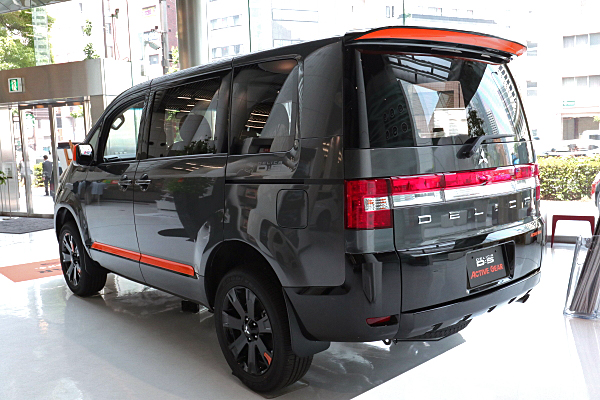 三菱 デリカ D:5 アクティブギア Mitsubishi Delica D:5 Active