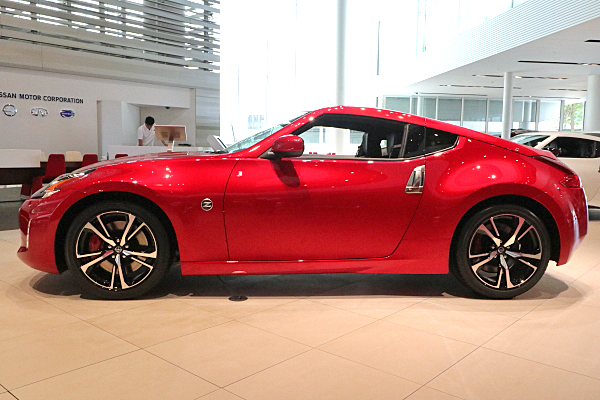 日産 フェアレディ Z バージョン ST : レッド Nissan Fairlady Z
