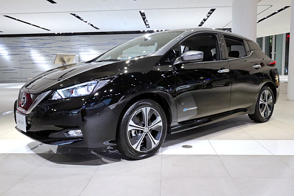 日産 リーフ G ブラック Nissan Leaf G : black | Car and Moto in Japan