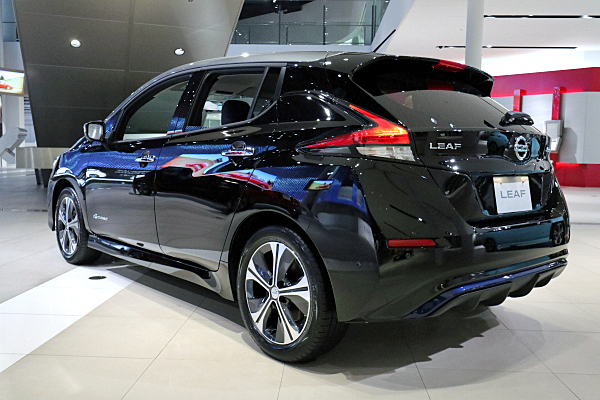 日産 リーフ G ブラック Nissan Leaf G : black | Car and Moto in Japan 日産 リーフ G ブラック Nissan Leaf G : black | Car and Moto in Japan