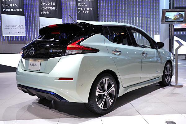 日産 リーフ G ライトグリーン Nissan Leaf G : Light Green | Car and