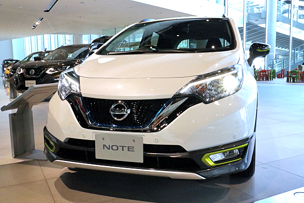 日産 ノート イー・パワー X シーギア ツーリングパッケージ