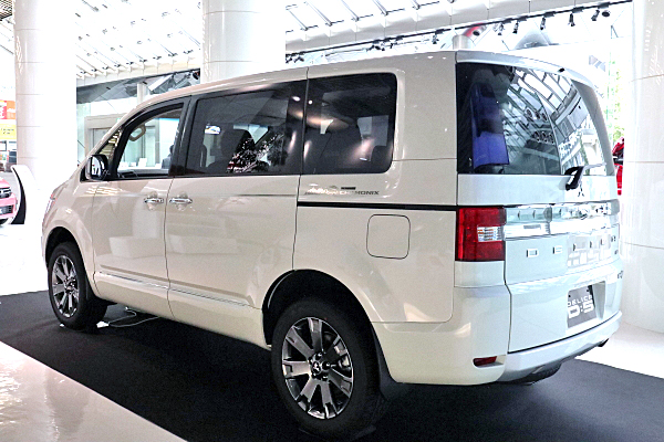 新品 三菱 ルームエアコン MSZ-KXV2819-W ピュアホワイト KXVシリーズ 寒冷地 ズバ暖 10畳用 楽直 N3789271 PayPay可 手稲リサイクル 新品 三菱電機 エアコン(霧ヶ峰) 寒冷地向KXV