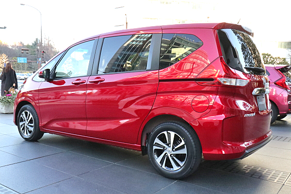 ホンダ フリード プラス G レッド Honda Freed Plus G Red Car And Moto In Japan