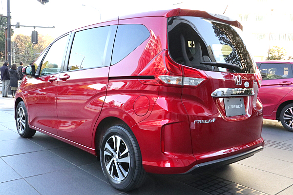 ホンダ フリード プラス G レッド Honda Freed Plus G Red Jpg