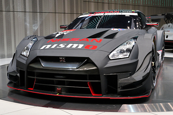 Ebbro 1:43 Nissan GT-R Nismo GT500 #230 Prototyp Super GT