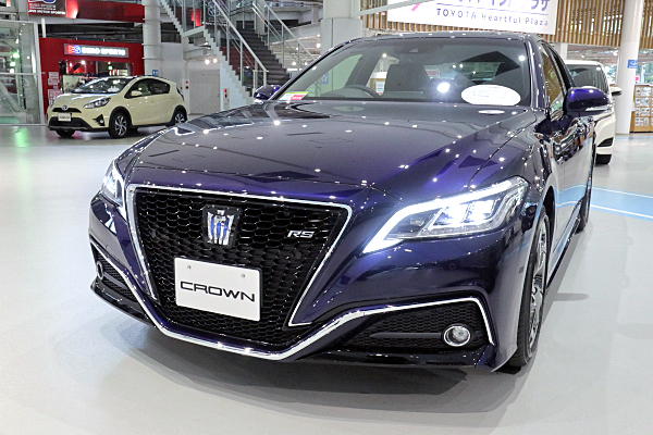 トヨタ クラウン 2.5 ハイブリッド RS アドバンス ダークブルー Toyota