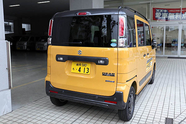 スズキ スペーシア ギア ハイブリッド XZ イエロー Suzuki