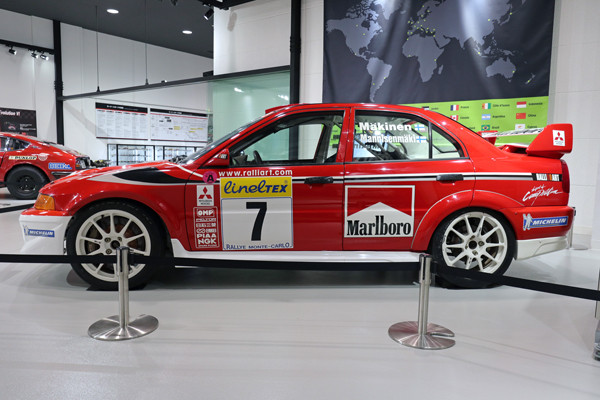 MITSUBISHI ランサーエボリューションⅦ WRC 58286 平成スポーツカー図鑑＜その34＞三菱 ランサーエボリューション