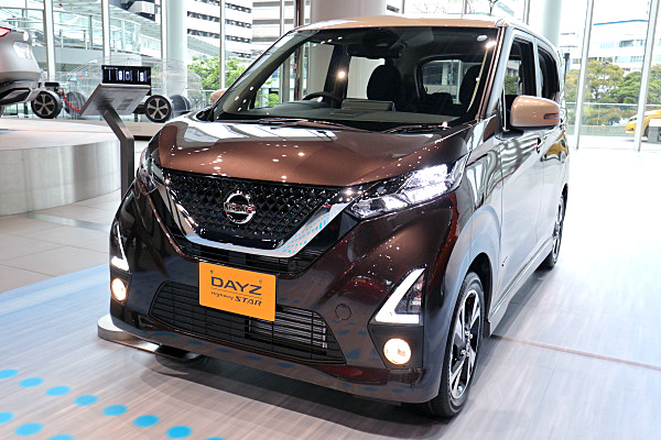 日産デイズハイウェイスター デイズ（日産）ハイウェイスター X プロパイロットエディション