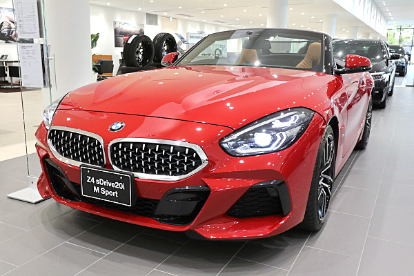 BMW Z4 sドライブ 20i M スポーツ レッド BMW Z4 sDrive 20i M Sport : Red | Car and Moto  in Japan