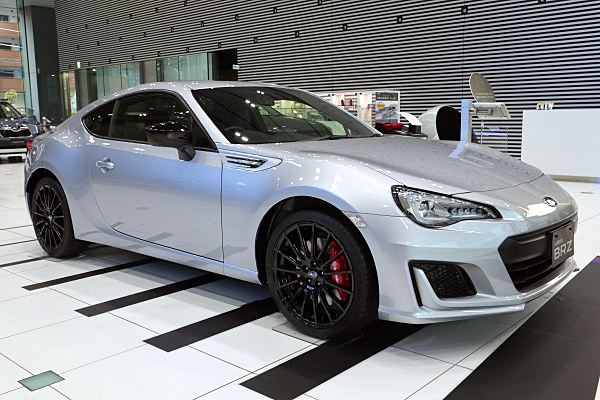 スバル BRZ STI スポーツ : シルバー Subaru BRZ STI Sport : Silver