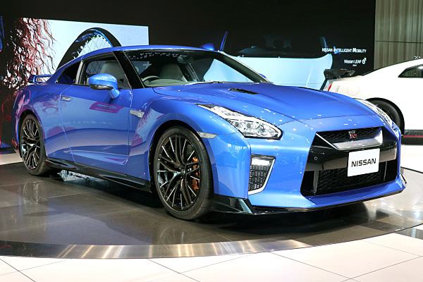 日産 GT-R 2020モデル ブルー & ニスモ Nissan GT-R 2020 Model Blue ... 日産 GT-R 2020モデル ブルー & ニスモ Nissan GT-R 2020 Model Blue ...