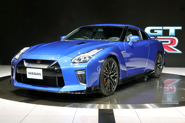 日産 GT-R 2020モデル ブルー & ニスモ Nissan GT-R 2020 Model Blue ... 日産 GT-R 2020モデル ブルー & ニスモ Nissan GT-R 2020 Model Blue ...