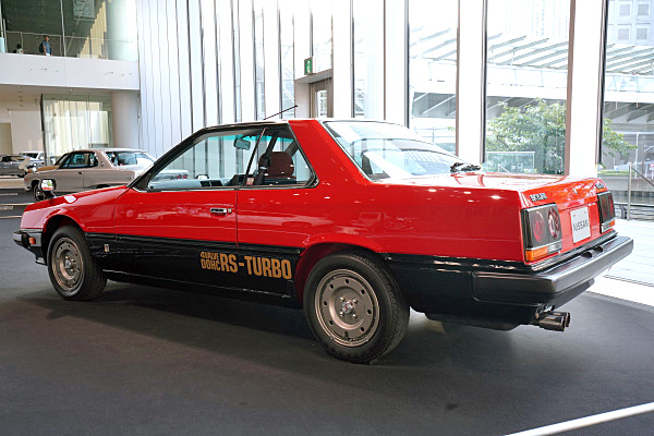 日産 スカイライン ハードトップ 2000 ターボRS 1983 レッド