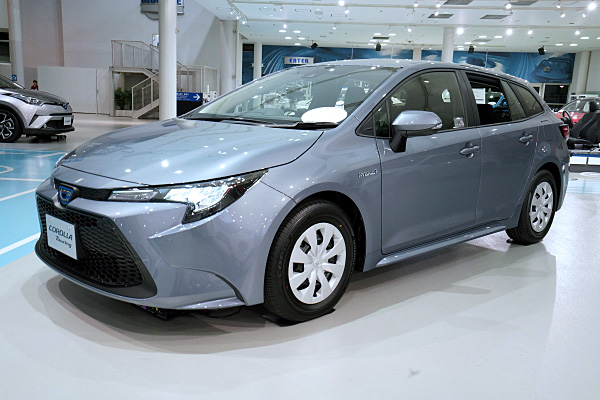 トヨタ カローラ ツーリング ハイブリッド G-X グレー Toyota