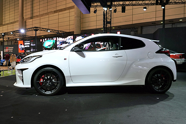 トヨタ GR ヤリス RZ ハイパフォーマンス 1st エディション