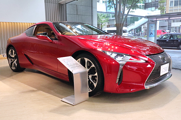 レクサス LC500 レッド & RC F ホワイト Lexus LC500 : Red & RC レクサス LC500 レッド & RC F ホワイト Lexus LC500 : Red & RC