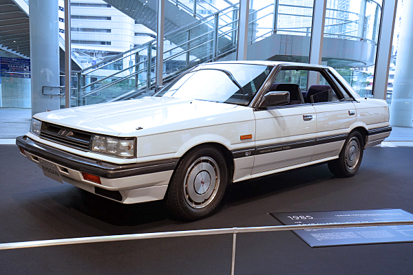 日産 スカイライン 4ドアハードトップ GT パサージュ 1985 HR31