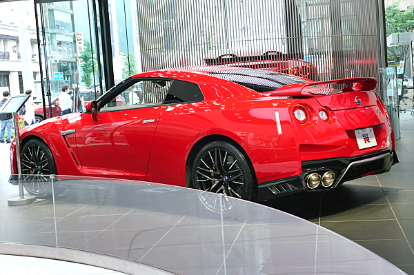 日産 GT-R ピュア エディション レッド Nissan GT-R Pure