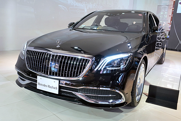 1/64 メルセデス ベンツ マイバッハ Benz Maybach S560 Master 1:64 Mercedes Benz Maybach S560 Diecast Toys Car