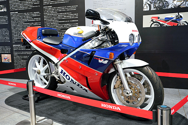 ホンダ VFR750R (RC30) 1987 Honda VFR750R (RC30) 1987 | Car