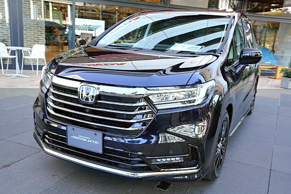 ホンダ オデッセイ e:HEV アブソルート EX ブラック Honda