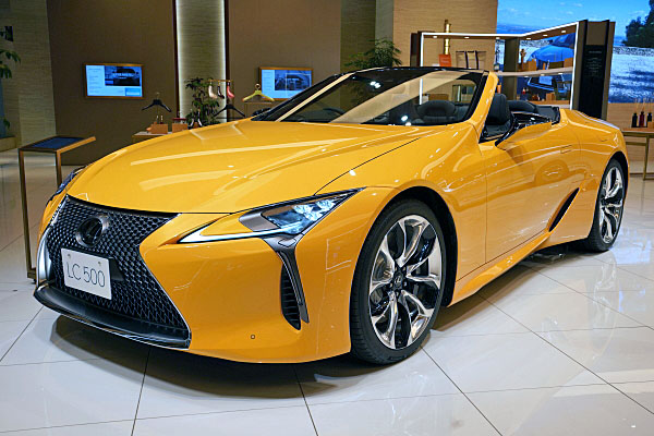 レクサス LC500 コンバーチブル イエロー (2) Lexus LC500