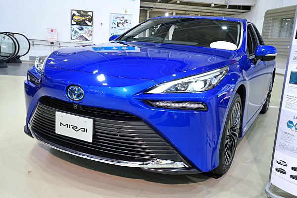 トヨタ ミライ Z エグゼクティブ パッケージ ブルー Toyota Mirai Z