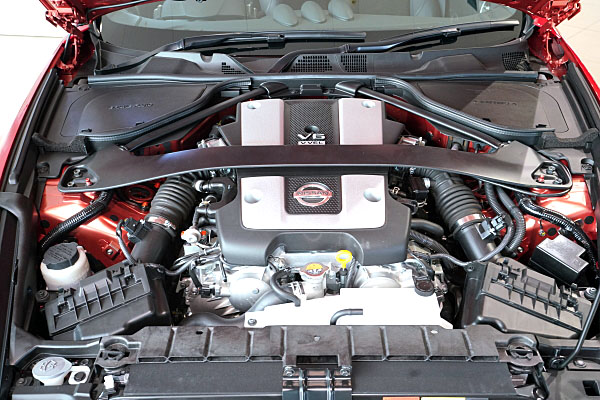 日産 VQ37VHR + フェアレディ Z バージョン ST : レッド Nissan