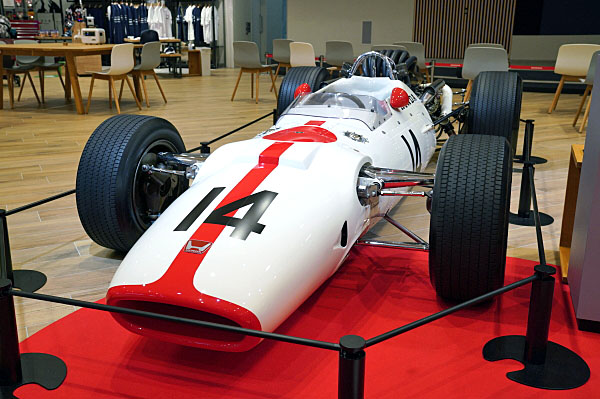 ホンダ RA300 1967 F1 Honda RA300 1967 F1 | Car and Moto in Japan