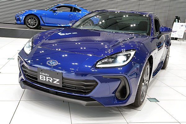 スバル BRZ R ダークブルー Subaru BRZ R : Dark Blue | Car and